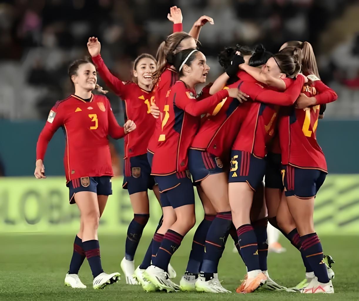 日本女足队员精神抖擞,备战决赛的简单介绍 日本女足队员精神抖擞,备战决赛的简单介绍