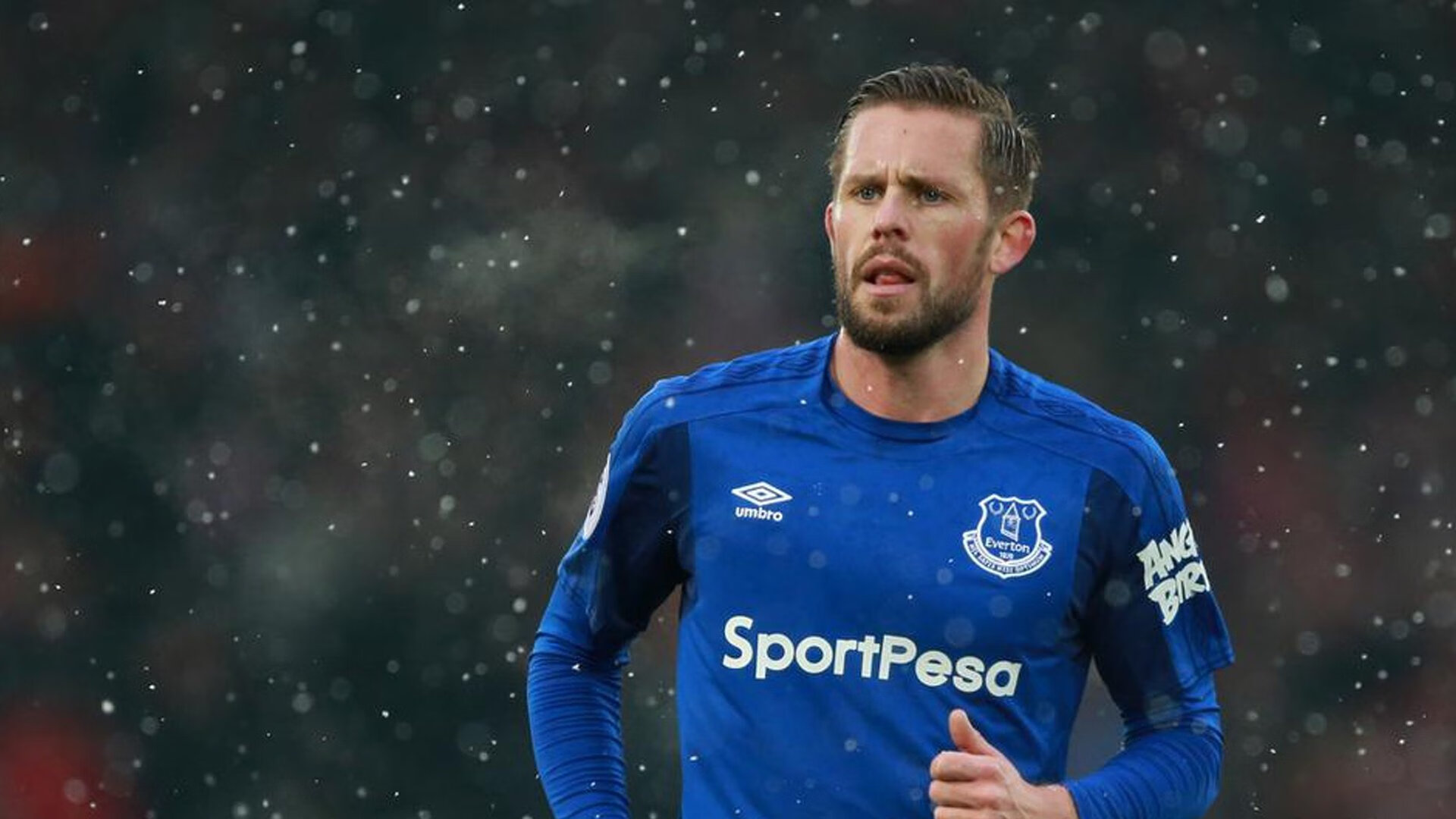 鹈鹕逆转勇士,米切尔关键回合不手软,新奥尔良的坚韧胜利