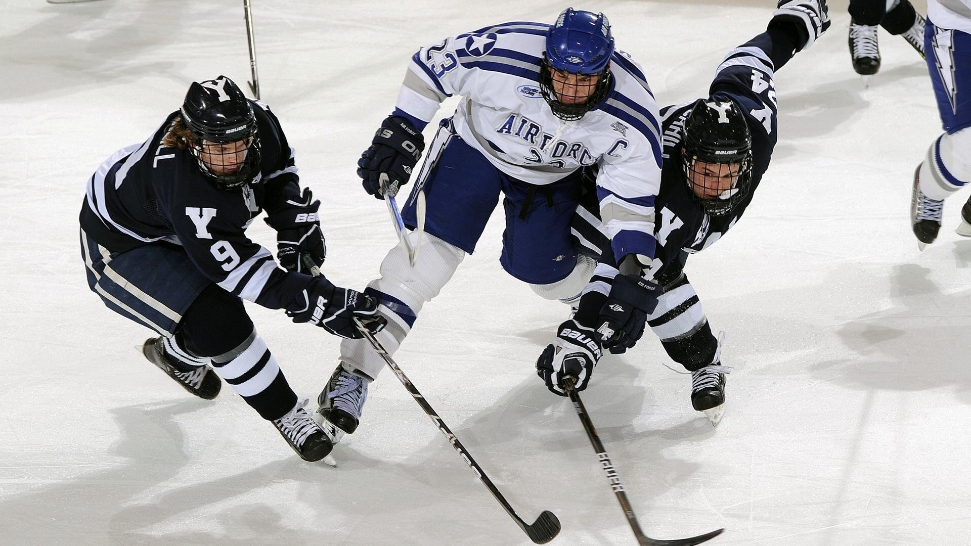 赛道与球场,速度与耐力的双重奏